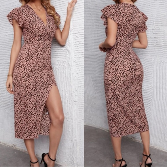 Boho Dalmatian print butterfly sleeve slit thigh dress - Picture 2 of 6